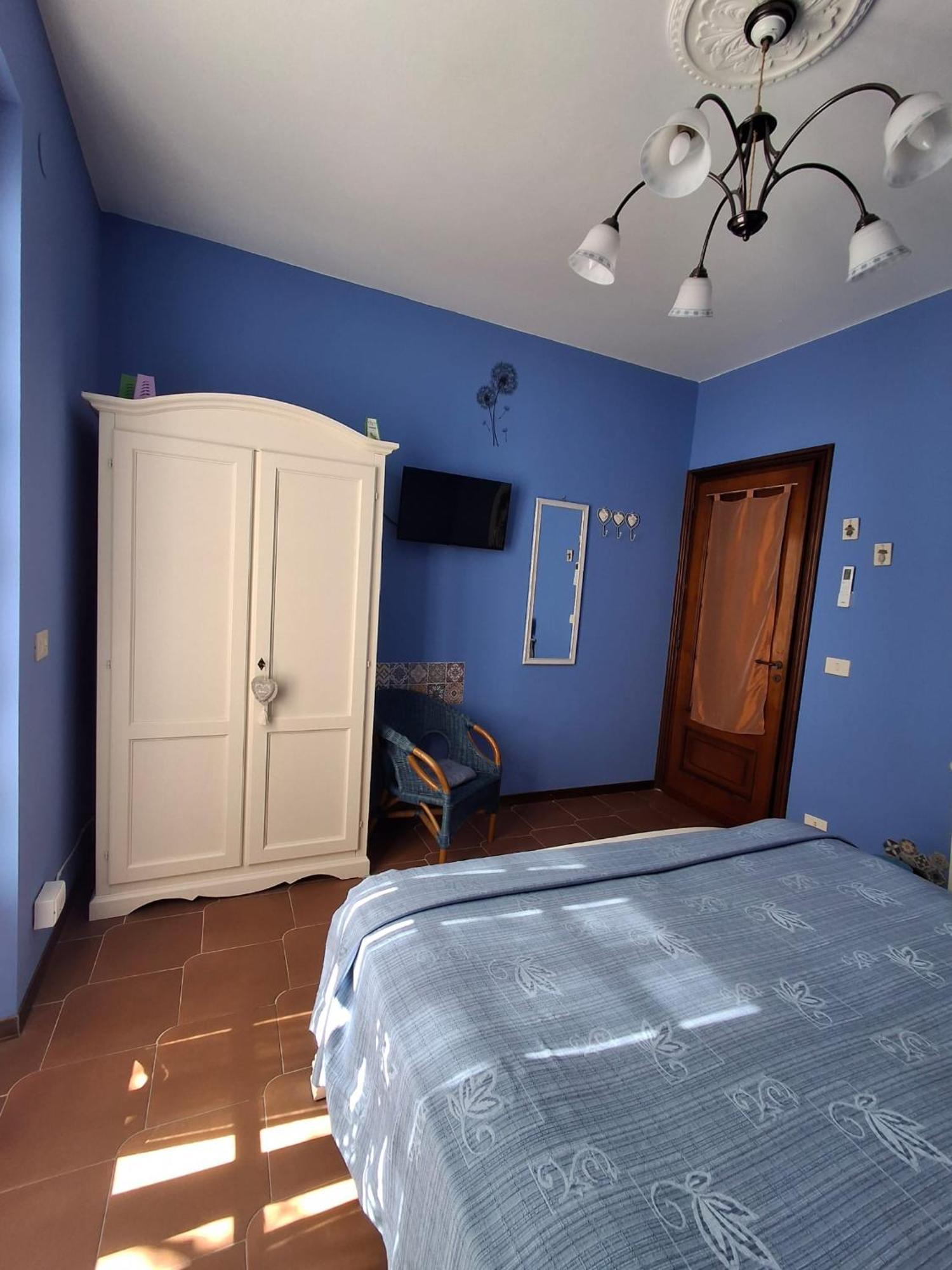 L'Uliveto D'Argento Bed & Breakfast Finale Ligure Dış mekan fotoğraf